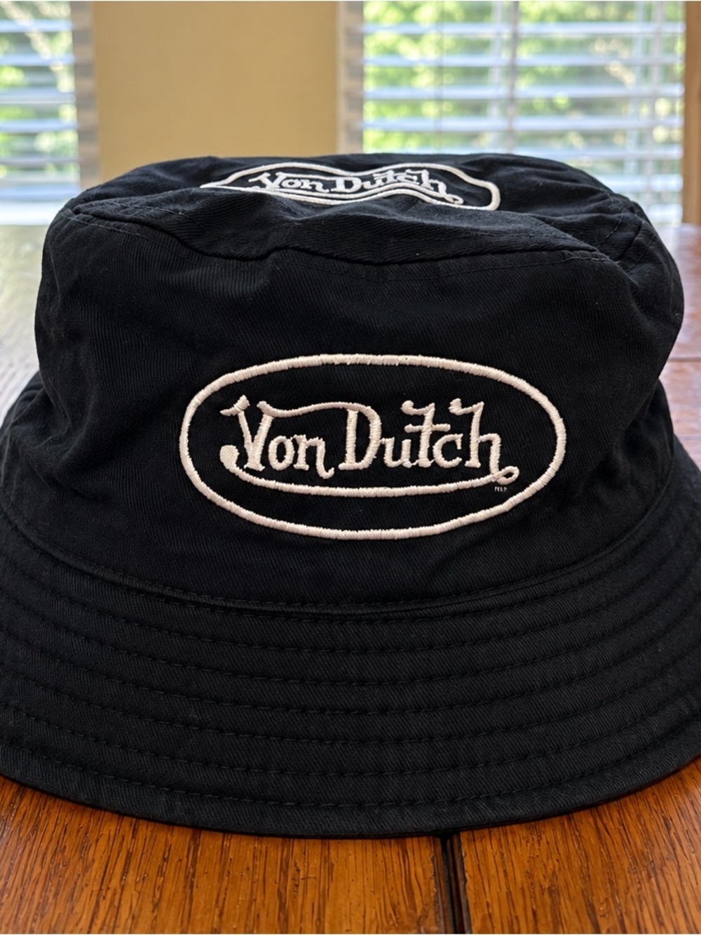 Von Dutch Black Bucket Hat Double Embroidered Logo Y2K Style Unisex